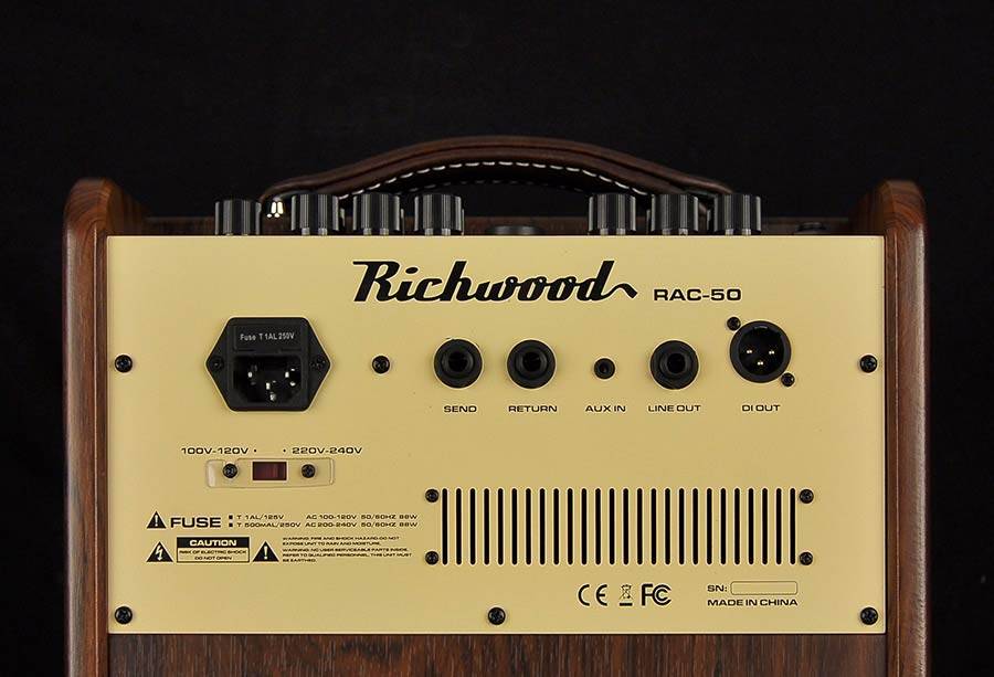 Richwood RAC-50 Akustikgitarrenverstärker 