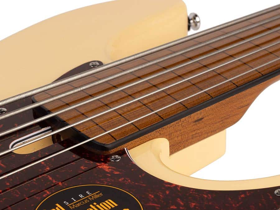 Sire Marcus Miller V5-5 Alder Vintage White Fretless E-Bass