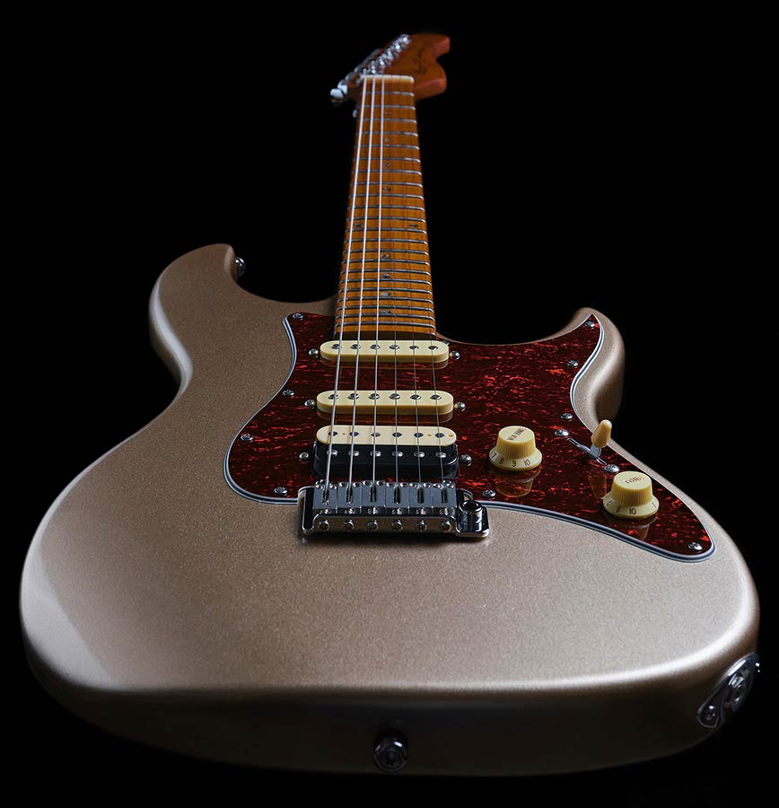 Sire Larry Carlton S7 Goud