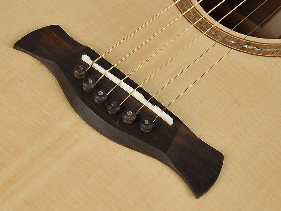 Richwood SWG 130 CE handgefertigte Songwriter-O-Gitarre