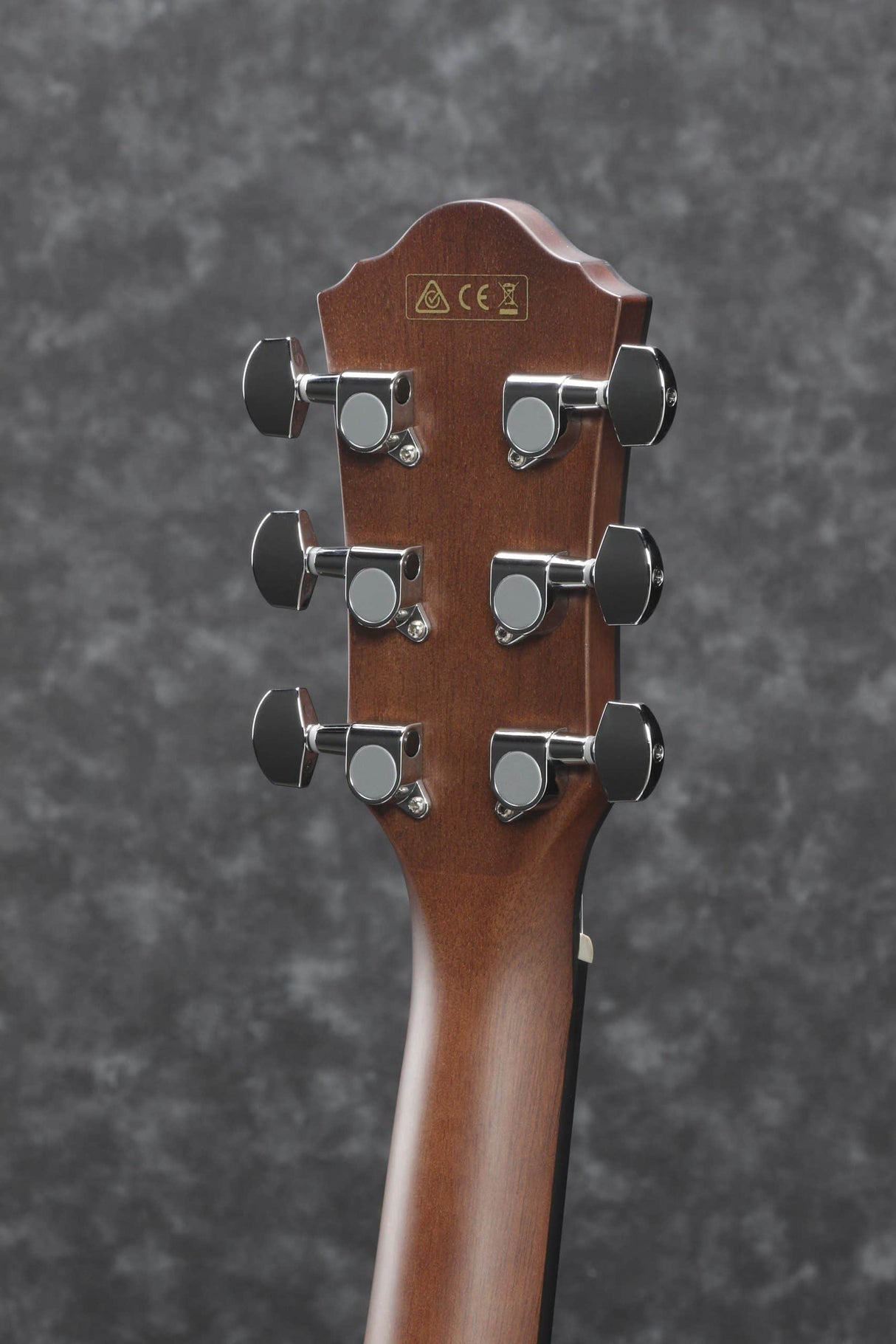 Ibanez AEG70LTIH Linkshänder Sunburst