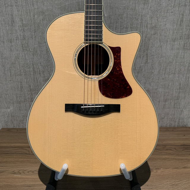 Eastman AC-422-CE Met koffer