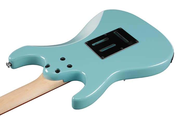 Ibanez AZES40 Puristisches Blau